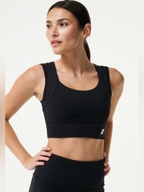 Forme Power Bra Posture Correcting Compression Sports Bra Black Taylor Swift M